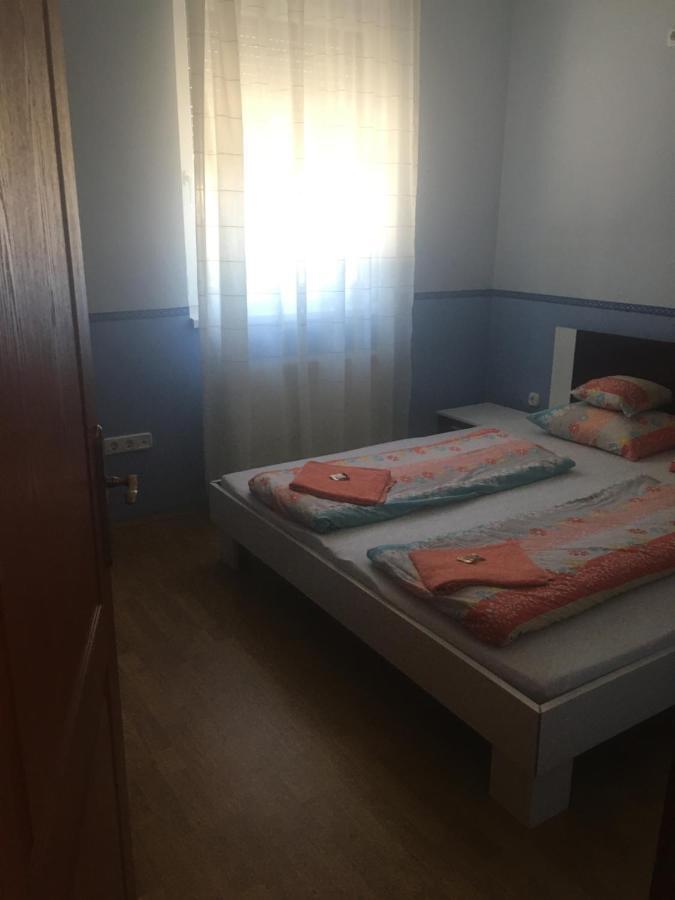 4 Lurko Apartman Uj Lägenhet Hajdúszoboszló Exteriör bild