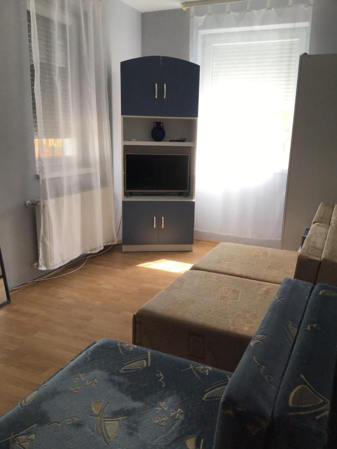 4 Lurko Apartman Uj Lägenhet Hajdúszoboszló Exteriör bild