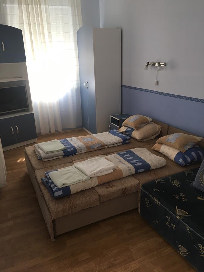 4 Lurko Apartman Uj Lägenhet Hajdúszoboszló Exteriör bild